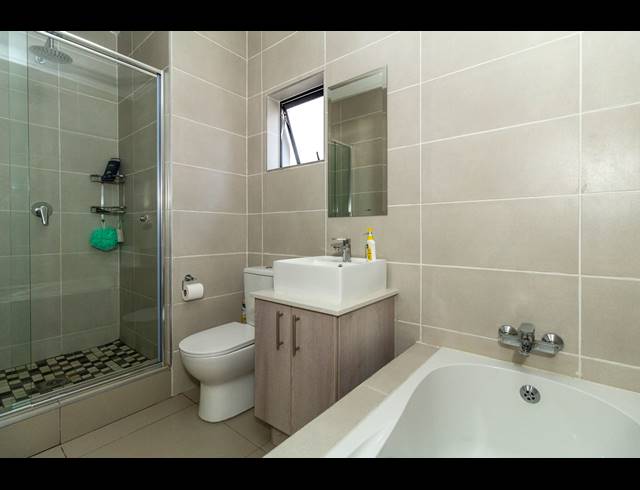 2 BEDROOM APARTMENT RENTED IN BRYANSTON